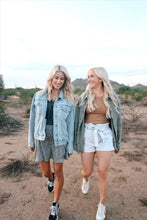 Load image into Gallery viewer, Olivia Denim Shorts