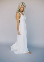 Load image into Gallery viewer, Cora Maxi Dress
