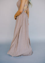 Load image into Gallery viewer, Cora Maxi Dress

