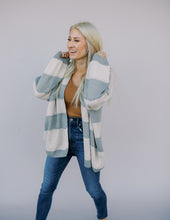Load image into Gallery viewer, Bailee Cardi
