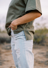 Load image into Gallery viewer, Cameron Basic Tee
