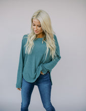 Load image into Gallery viewer, Evelyn Sweater
